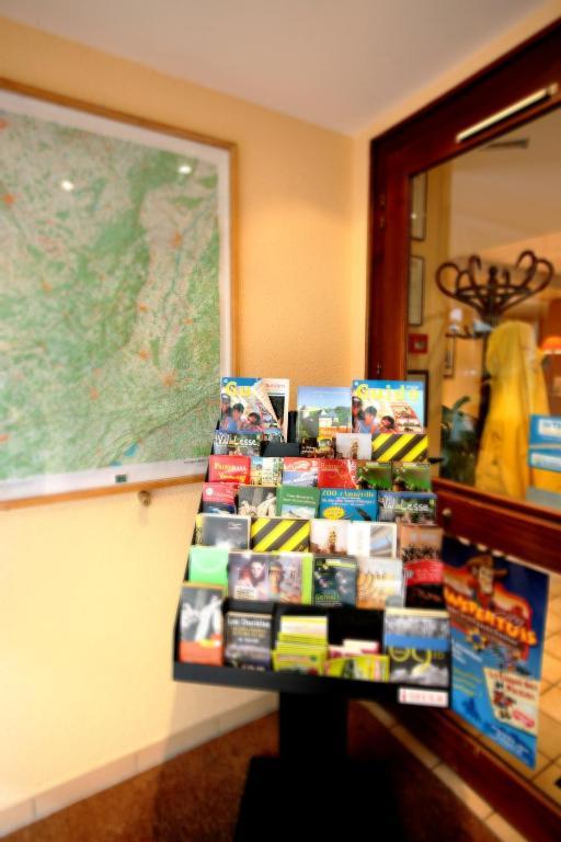 Brit Hotel L'Eclipse Nancy Heillecourt Ngoại thất bức ảnh